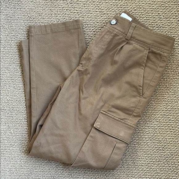 Men's Brown Cargo Pants - Picture 3 of 3